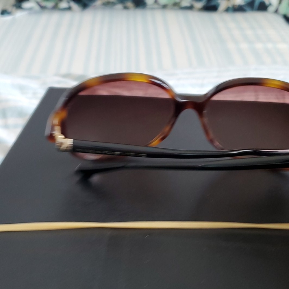 Used  Eyewear - Picture 3 of 3